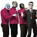 LOS STRAITJACKETS : "Reivindican al rock en español"